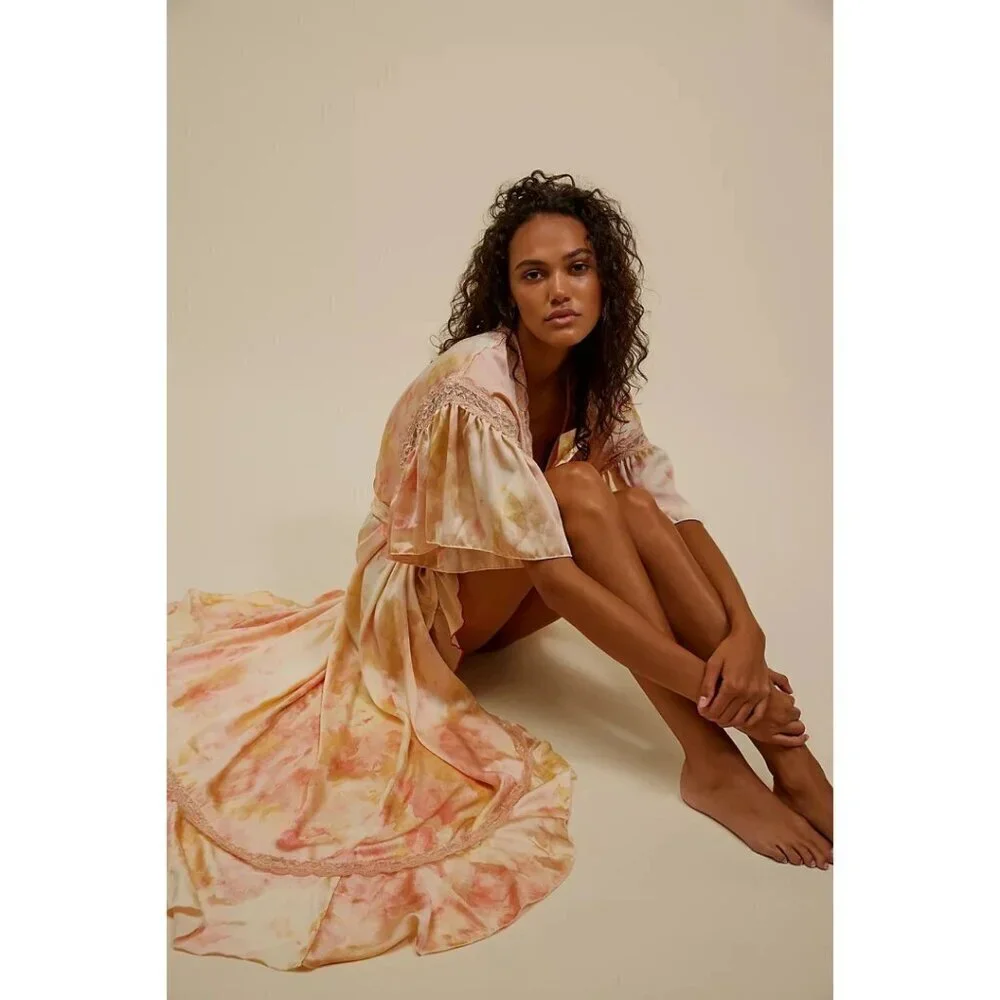 NWOT Free People abstract tie dye print satin effect & lace accent washed robe - Picture 4 of 16